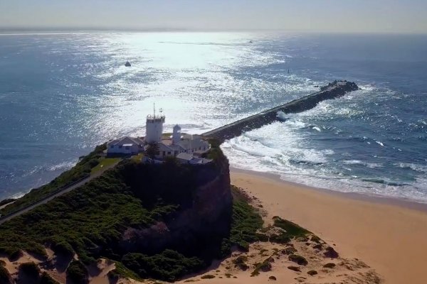 Drone Video: Nobby’s Lighthouse